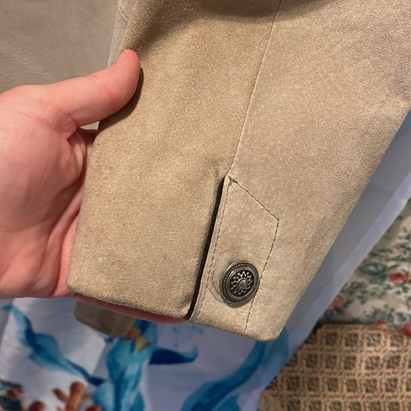 Bavarian suede coat bought in Germany - Picture 14 of 16